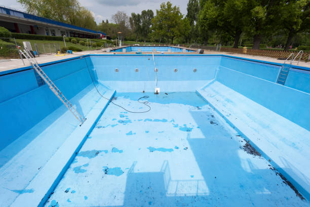 Best Professional water damage repair  in Claremont, CA